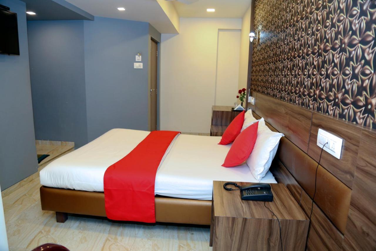 Hotel Sea Shore Нави Мумбаи Экстерьер фото